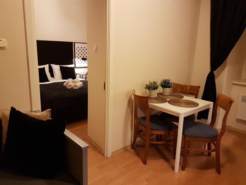 Czarna Kawka Apartamenty Краков Экстерьер фото