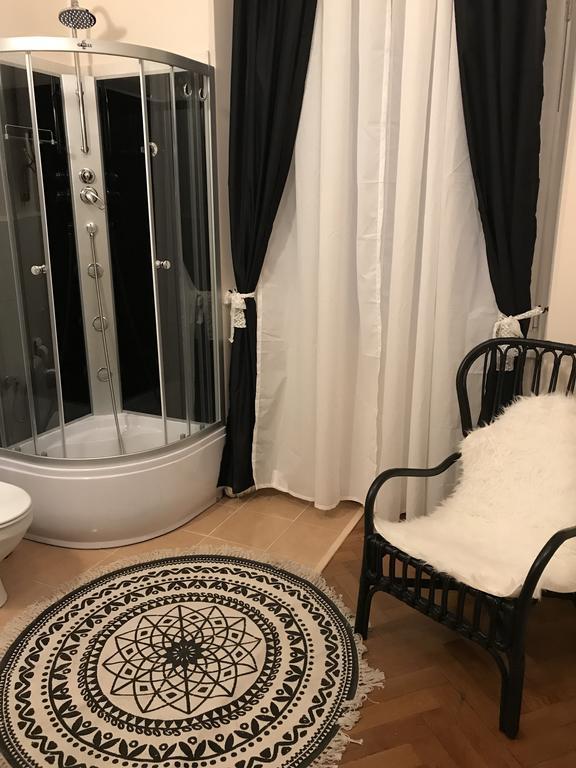 Czarna Kawka Apartamenty Краков Экстерьер фото
