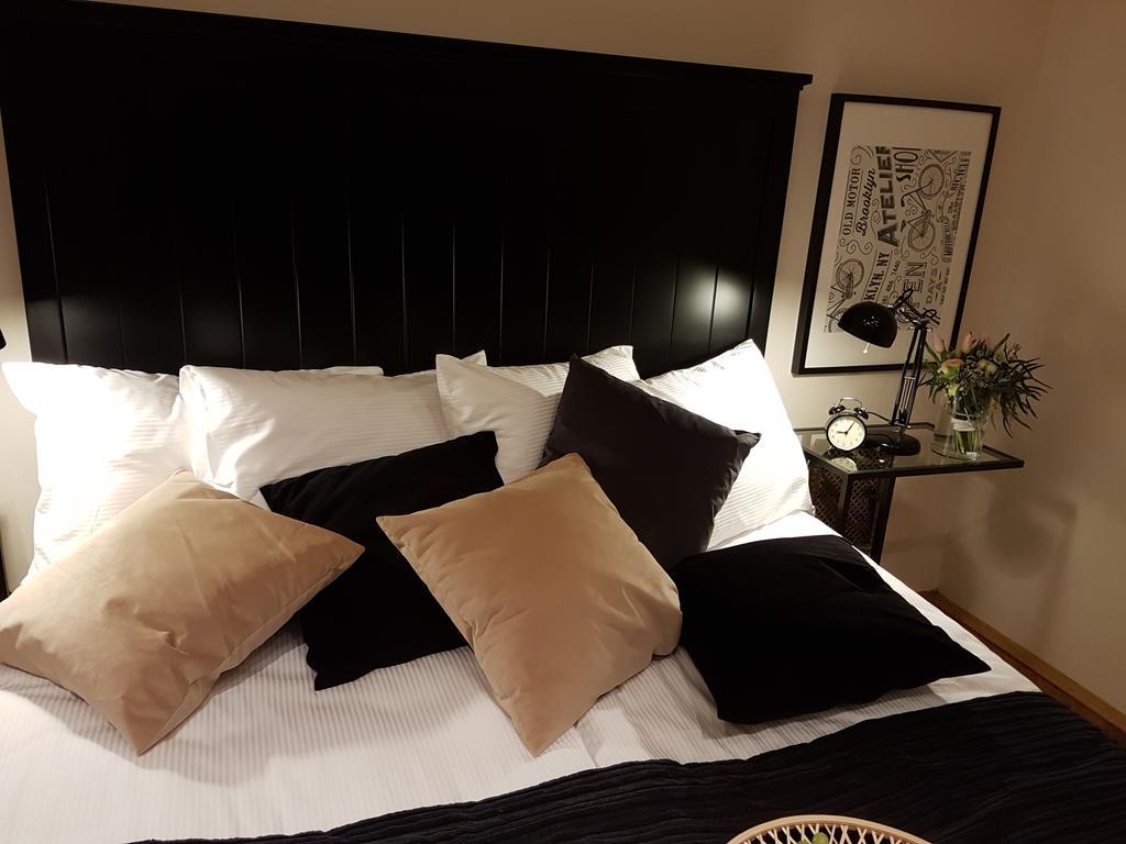 Czarna Kawka Apartamenty Краков Экстерьер фото