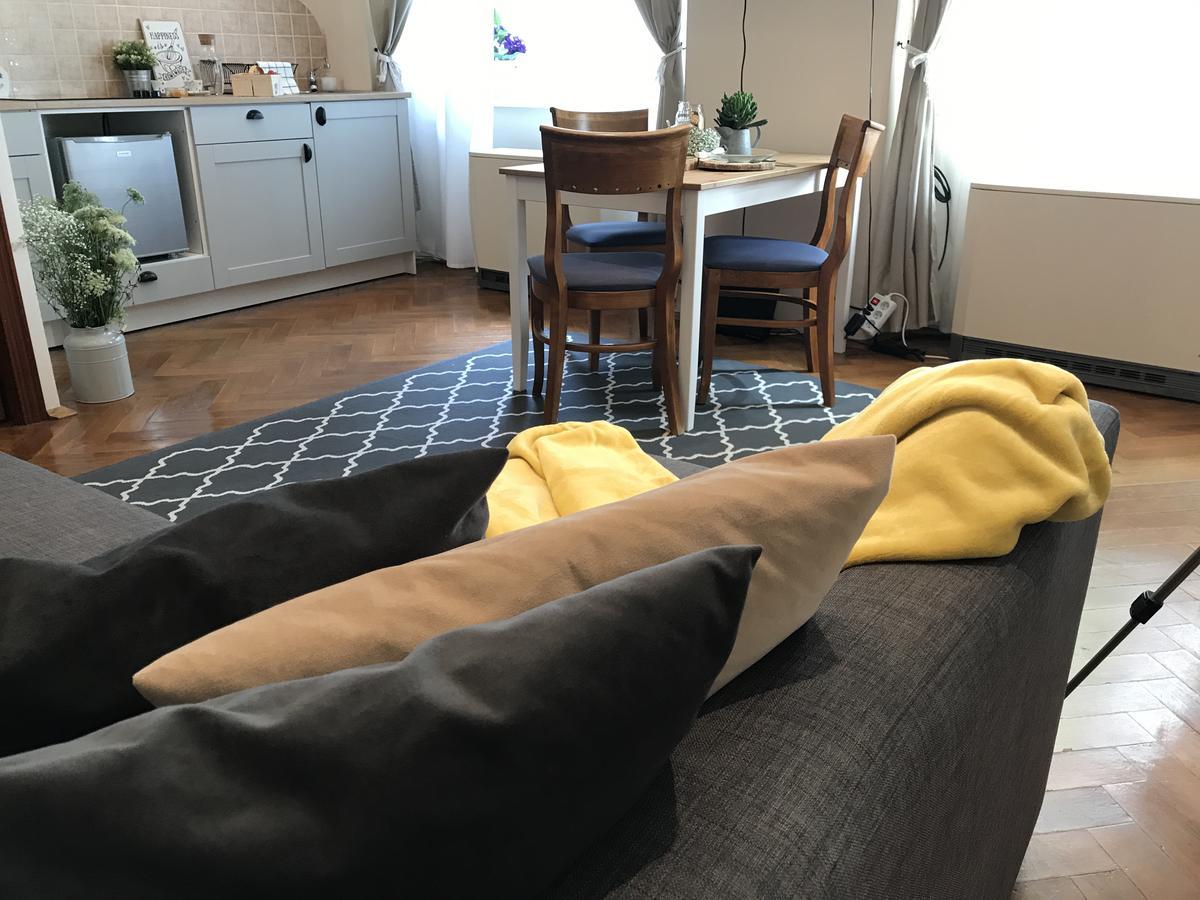 Czarna Kawka Apartamenty Краков Номер фото